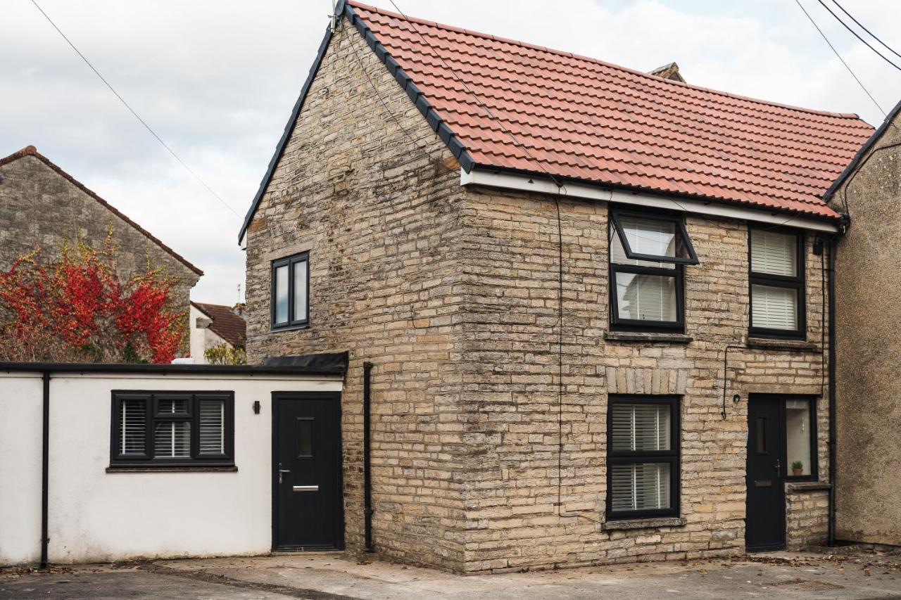 Wych Cottage, Striking 2 Bed, Parking, Ground Floor Flat - Step Free Somerton  Extérieur photo